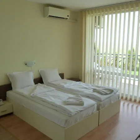 Holiday And Orchid Fort Noks Apartments Sunny Beach Room photo