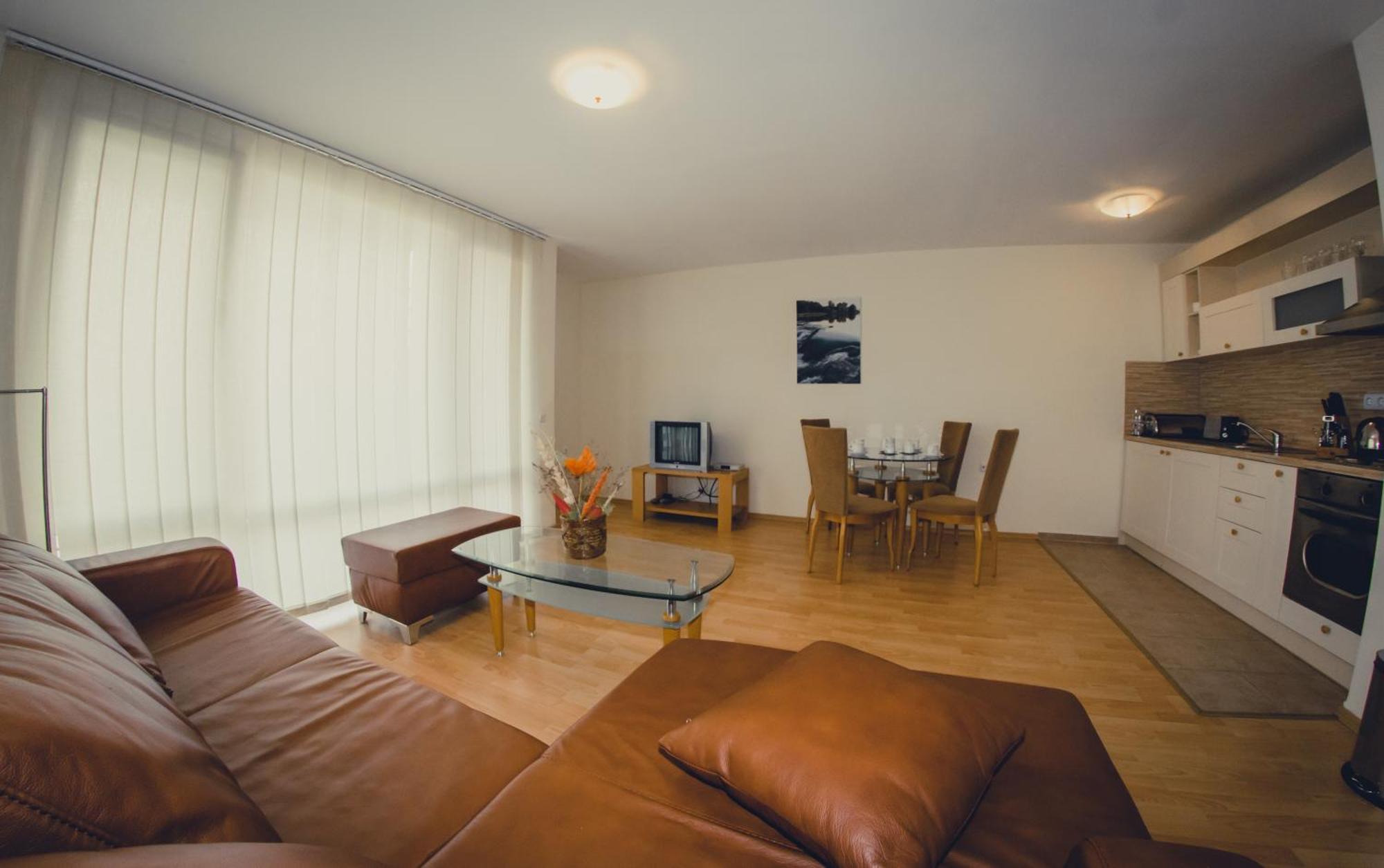 And Orchid Noks Apartment *